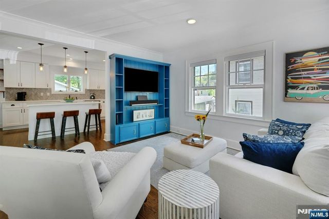 129 Mount Hebron Road, Montclair, NJ 07043