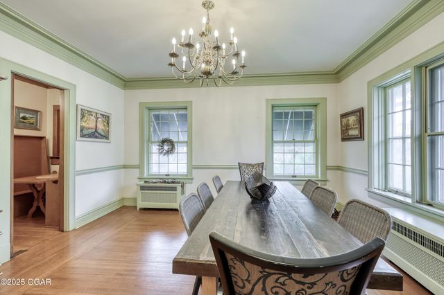 2736 E 15th Street, Joplin, MO 64801