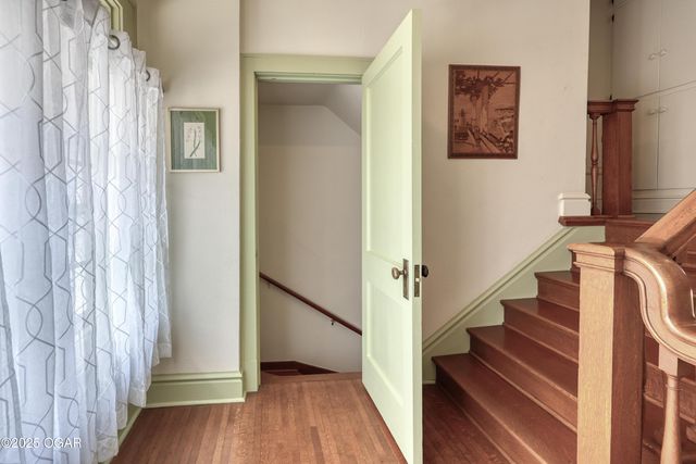 2736 E 15th Street, Joplin, MO 64801