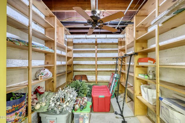 2736 E 15th Street, Joplin, MO 64801