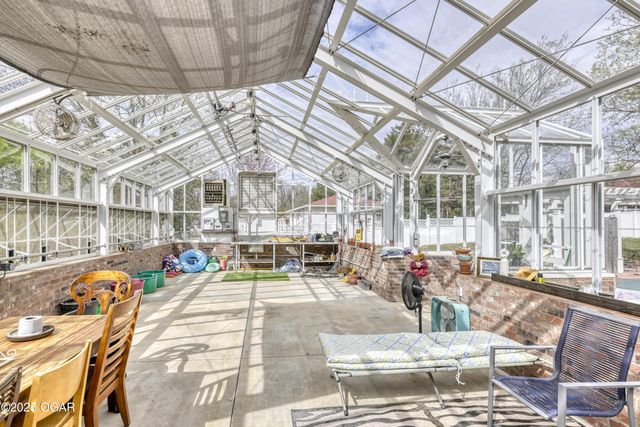 2736 E 15th Street, Joplin, MO 64801