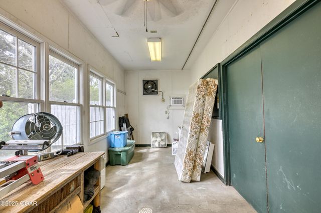 2736 E 15th Street, Joplin, MO 64801