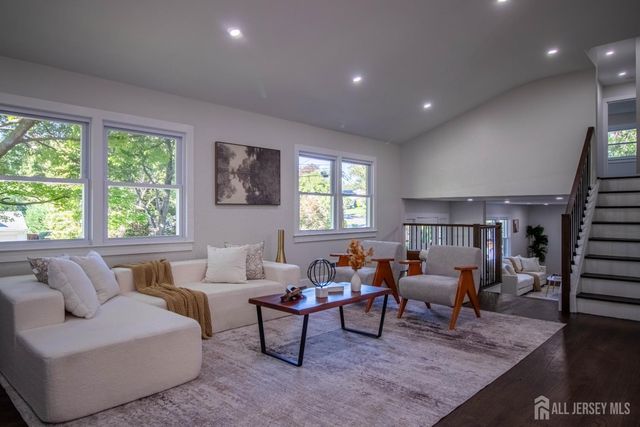 22 Agate Road, East Brunswick, NJ 08816