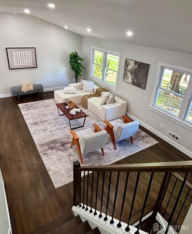 22 Agate Road, East Brunswick, NJ 08816