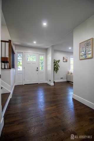 22 Agate Road, East Brunswick, NJ 08816