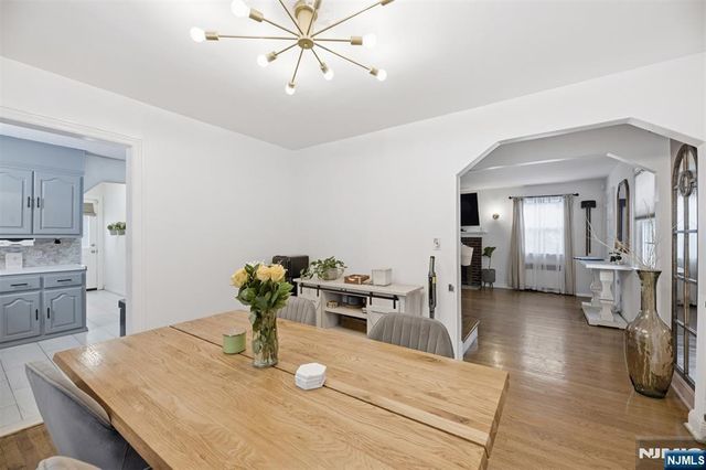 86 Knapp Place, Englewood, NJ 07631