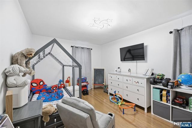 86 Knapp Place, Englewood, NJ 07631