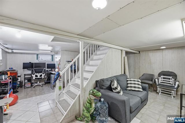 86 Knapp Place, Englewood, NJ 07631