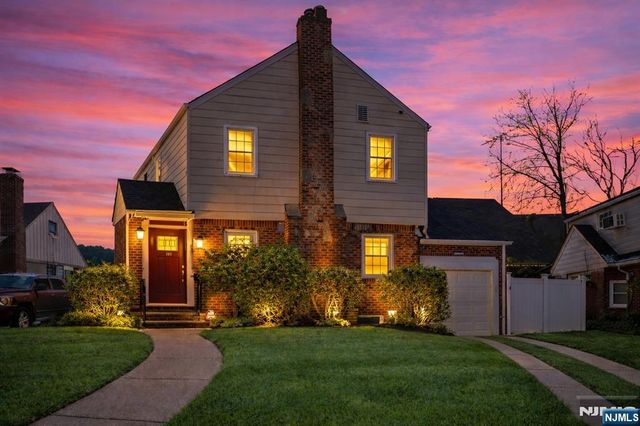 86 Knapp Place, Englewood, NJ 07631