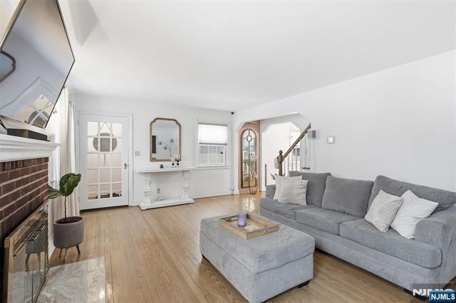 86 Knapp Place, Englewood, NJ 07631