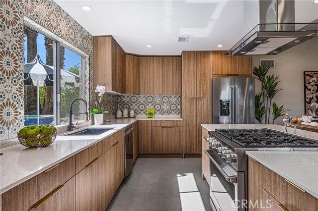 5155 E Bobolink, Palm Springs, CA 92264