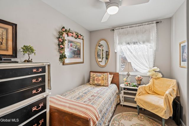 15 Stirrup Drive, East Greenbush, NY 12061