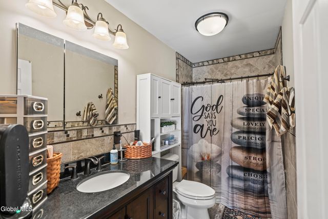 15 Stirrup Drive, East Greenbush, NY 12061