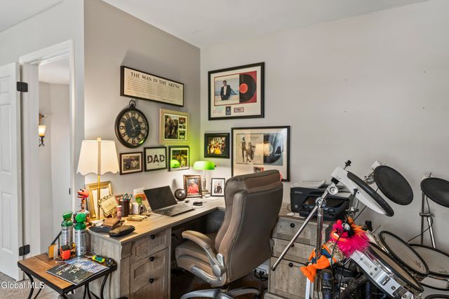 15 Stirrup Drive, East Greenbush, NY 12061