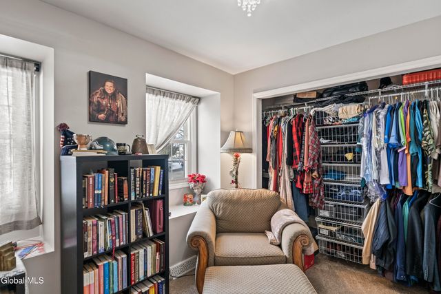 15 Stirrup Drive, East Greenbush, NY 12061