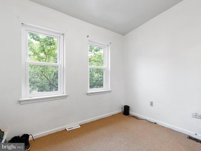 831 WINDSOR ST, Wilmington, DE 19801