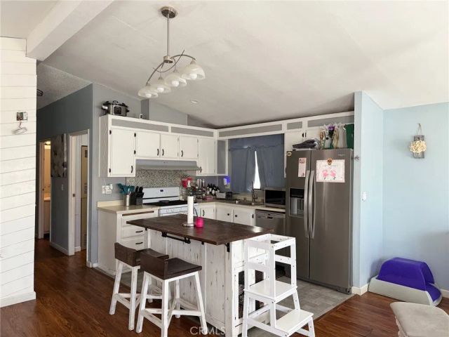 4080 Pedley 211, Jurupa Valley, CA 92509