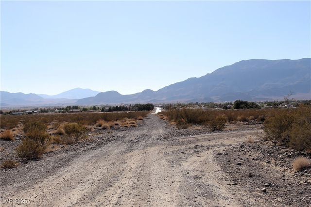 1130 East Harris Farm Road, Pahrump, NV 89060