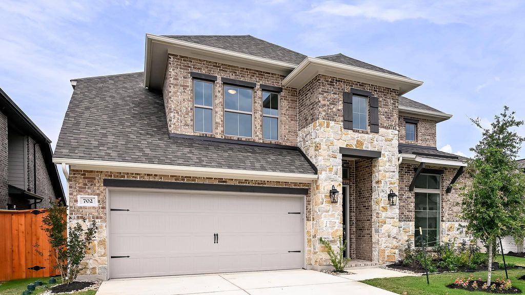 702 Bay Breeze DR, Kyle, TX 78640