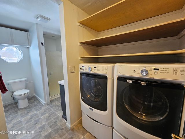 1826 Reva Drive, Northwood, OH 43619