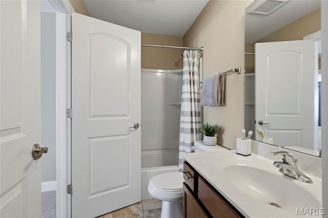 816 Aston Way Drive, O'fallon, MO 63368