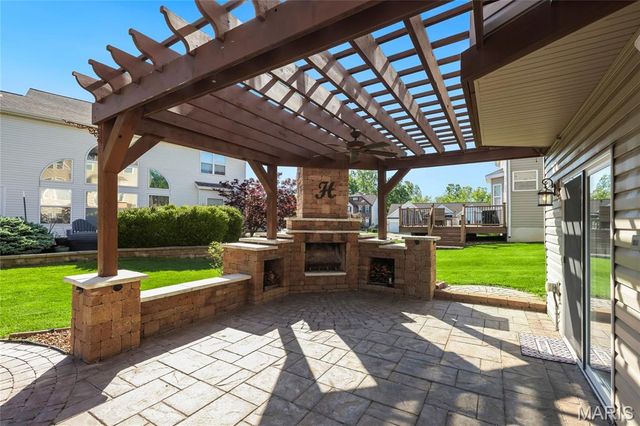 816 Aston Way Drive, O'fallon, MO 63368