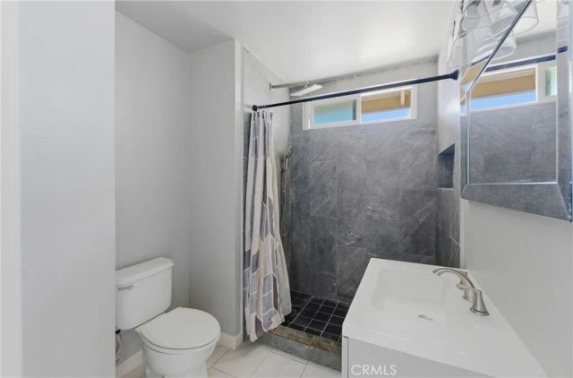 766 Robert Drive, Hemet, CA 92543