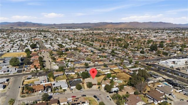 766 Robert Drive, Hemet, CA 92543