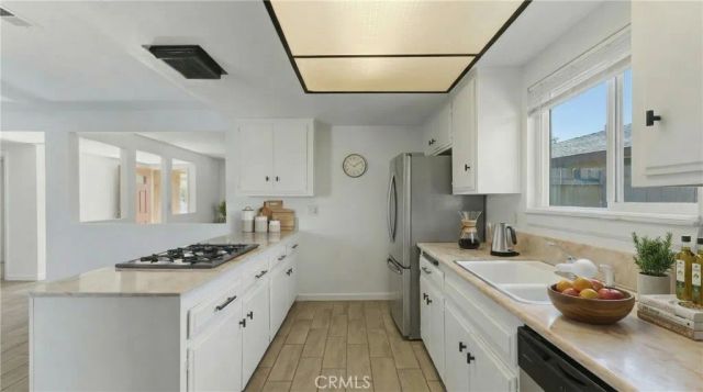 766 Robert Drive, Hemet, CA 92543