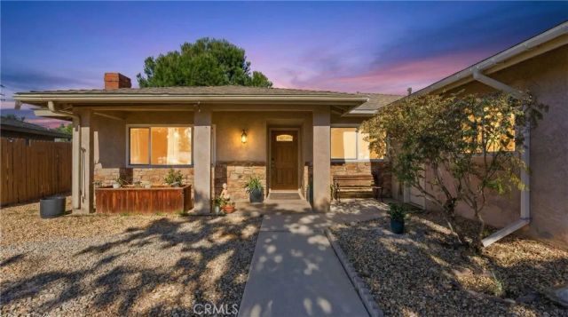 766 Robert Drive, Hemet, CA 92543