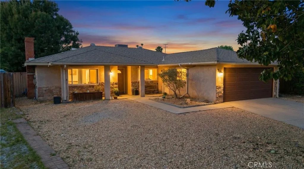 766 Robert Drive, Hemet, CA 92543