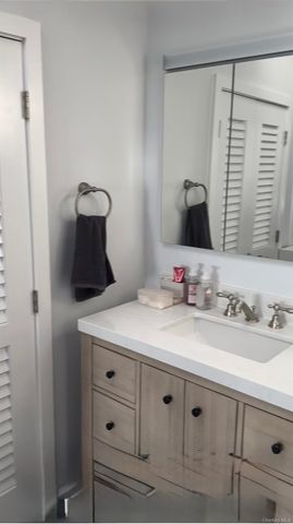 750 West Broadway 5Q, Long Beach, NY 11561