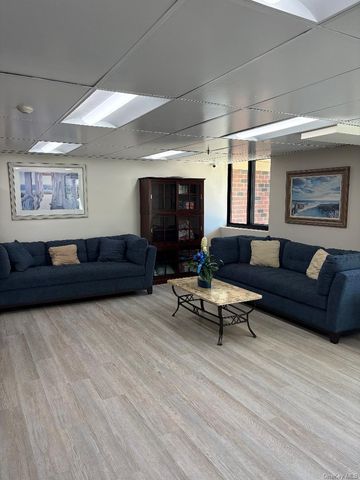 750 West Broadway 5Q, Long Beach, NY 11561