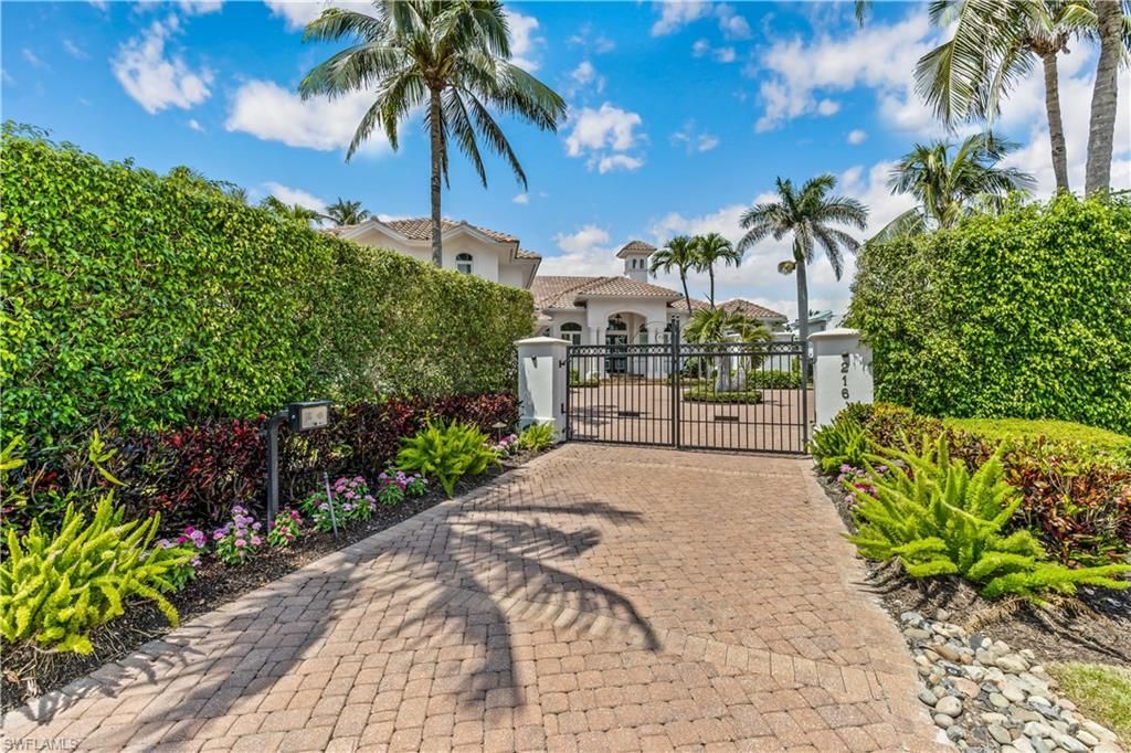216 Spring Line DR, NAPLES, FL 34102 — photo 2