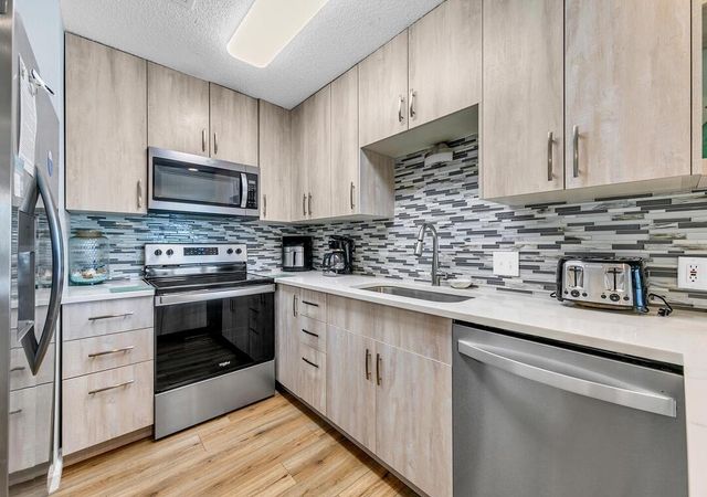 11 Beachside Drive UNIT 832, Santa Rosa Beach, FL 32459