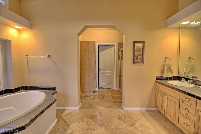 1725 Leonard Lane, Las Vegas, NV 89108