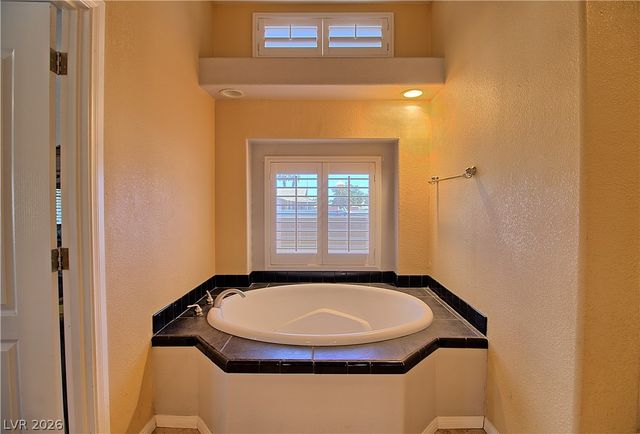 1725 Leonard Lane, Las Vegas, NV 89108