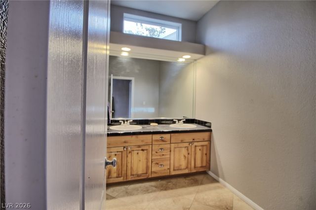 1725 Leonard Lane, Las Vegas, NV 89108