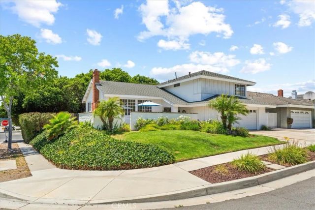 2701 Cardinal, Costa Mesa, CA 92626