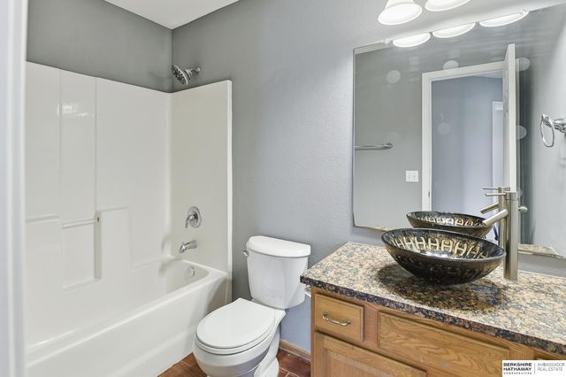 16111 Birch Avenue, Omaha, NE 68136