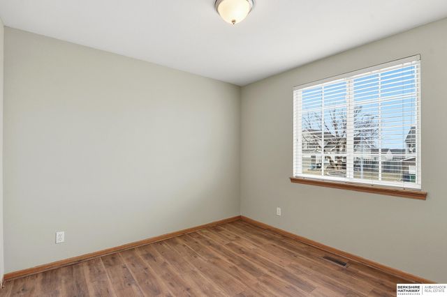 16111 Birch Avenue, Omaha, NE 68136