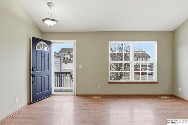 16111 Birch Avenue, Omaha, NE 68136