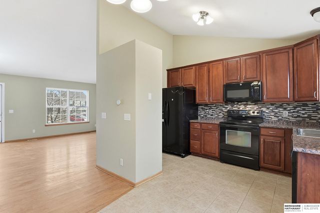 16111 Birch Avenue, Omaha, NE 68136