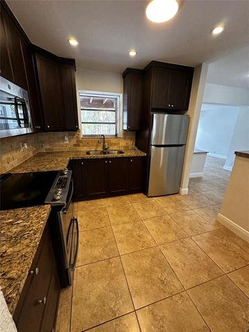 230 NE 21st Street, Boca Raton, FL 33431