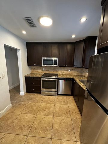 230 NE 21st Street, Boca Raton, FL 33431