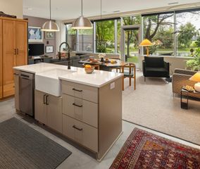 5601 Smetana Drive 111, Minnetonka, MN 55343