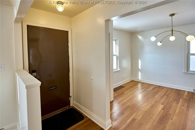 5212 Noyes Avenue, Charleston, WV 25304