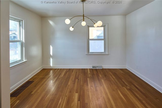 5212 Noyes Avenue, Charleston, WV 25304