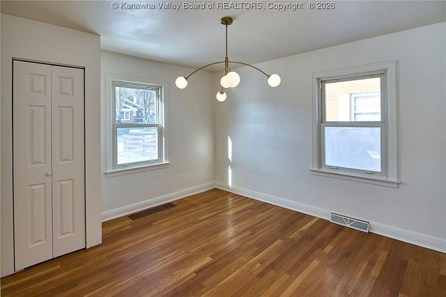 5212 Noyes Avenue, Charleston, WV 25304