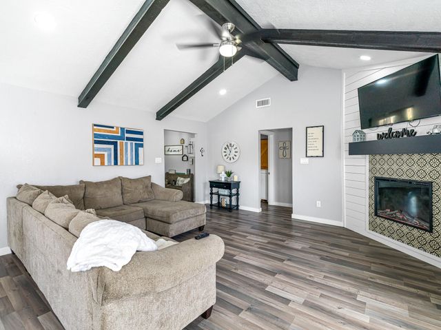 435 Gentilly Drive, Katy, TX 77450